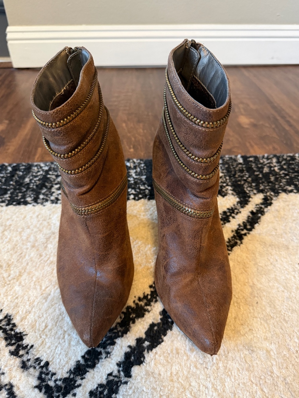 Women’s Michael Antonio Zipper Boots Size 8